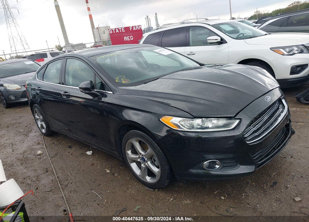 2015 FORD FUSION SE VIN: 3FA6P0HD9FR111593