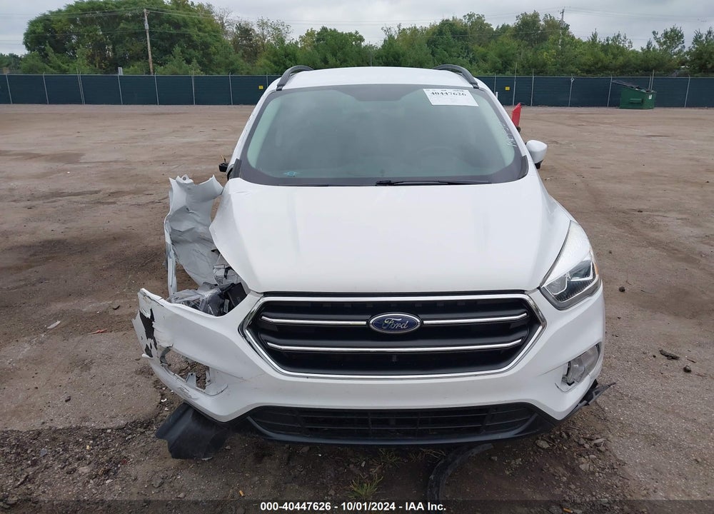 2018 FORD ESCAPE SEL VIN: 1FMCU9HD0JUB39595