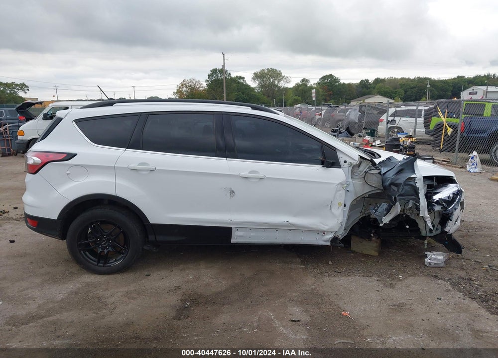 2018 FORD ESCAPE SEL VIN: 1FMCU9HD0JUB39595