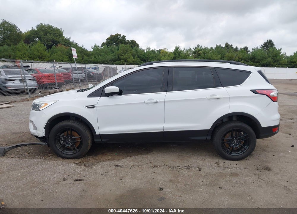 2018 FORD ESCAPE SEL VIN: 1FMCU9HD0JUB39595