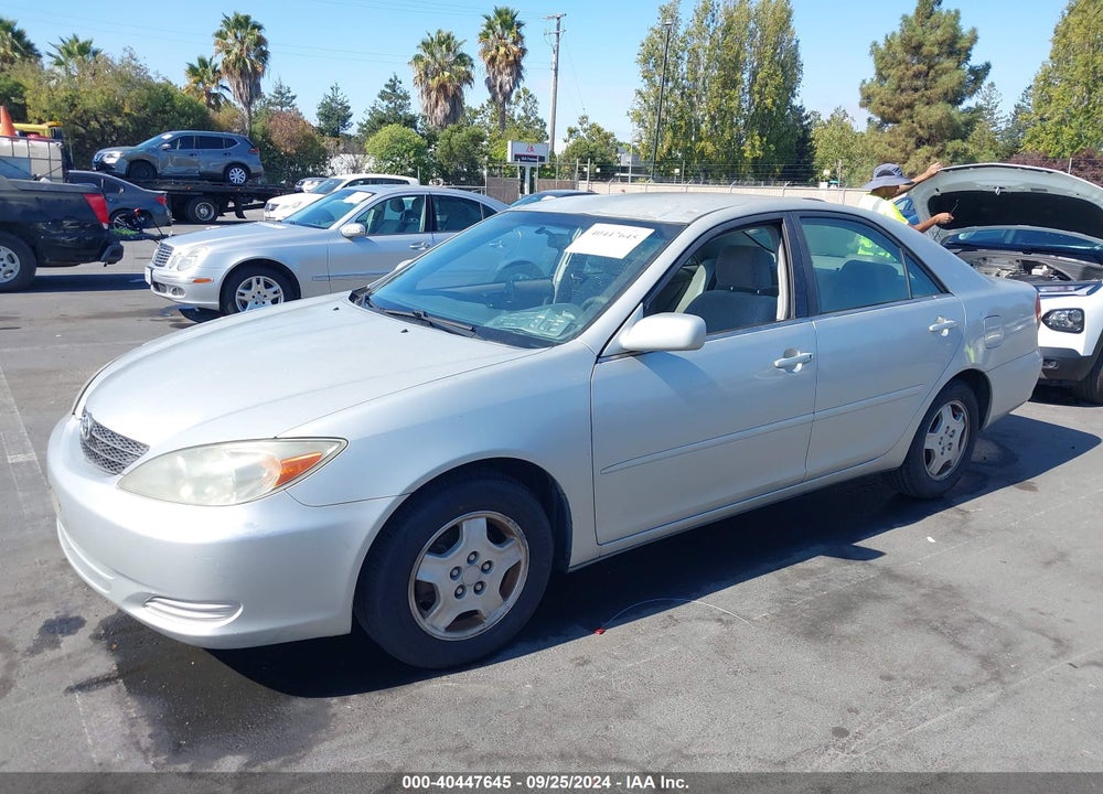 2003 TOYOTA CAMRY LE VIN: 4T1BF30K03U555940