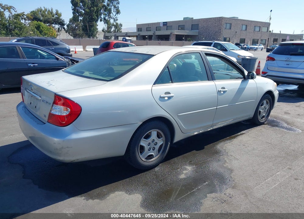 2003 TOYOTA CAMRY LE VIN: 4T1BF30K03U555940