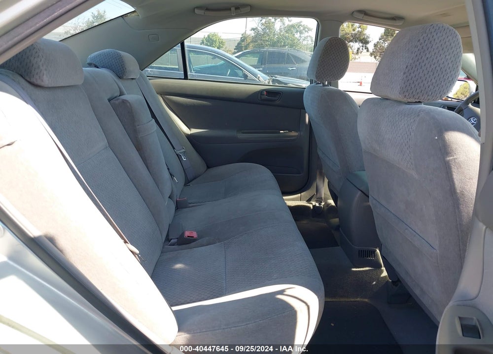 2003 TOYOTA CAMRY LE VIN: 4T1BF30K03U555940