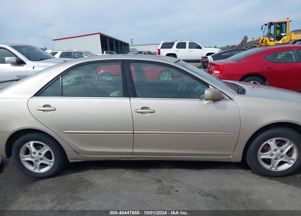 2004 TOYOTA CAMRY LE VIN: 4T1BE32K34U923545