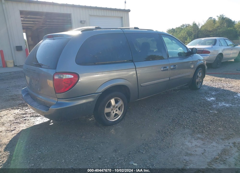 2007 DODGE GRAND CARAVAN SXT VIN: 2D4GP44L97R204188