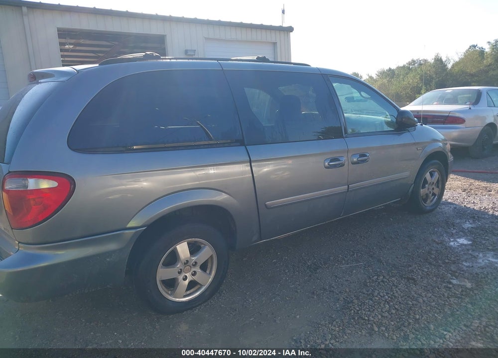 2007 DODGE GRAND CARAVAN SXT VIN: 2D4GP44L97R204188