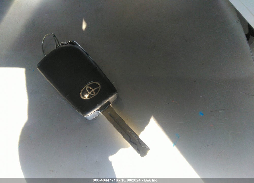 2021 TOYOTA COROLLA LE VIN: 5YFEPMAE6MP174041