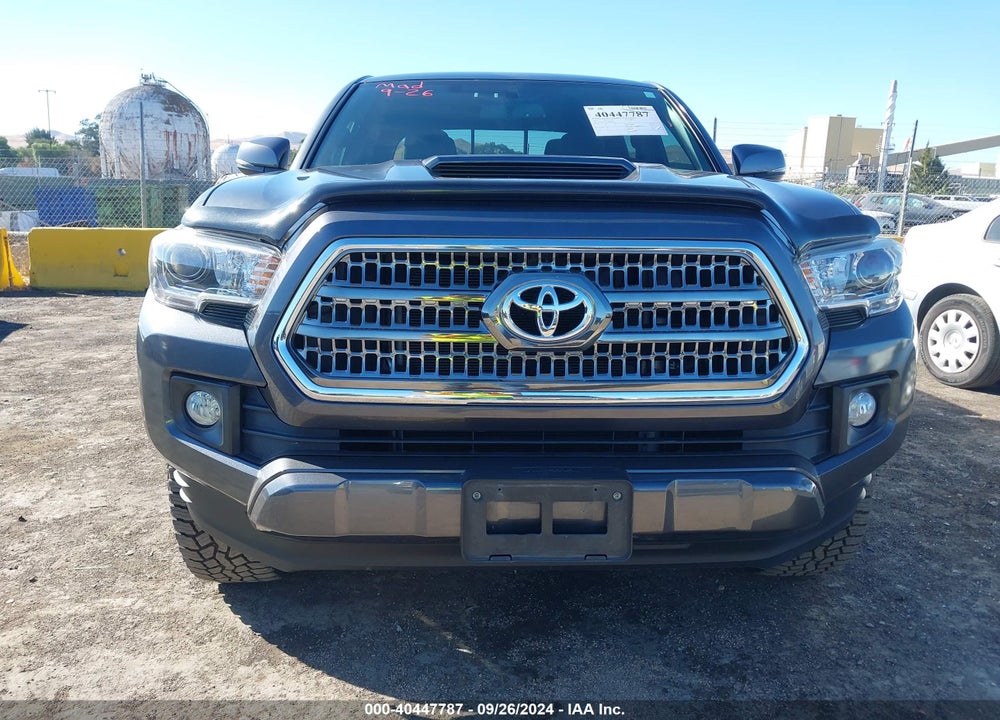 2017 TOYOTA TACOMA TRD SPORT VIN: 3TMAZ5CN1HM040045
