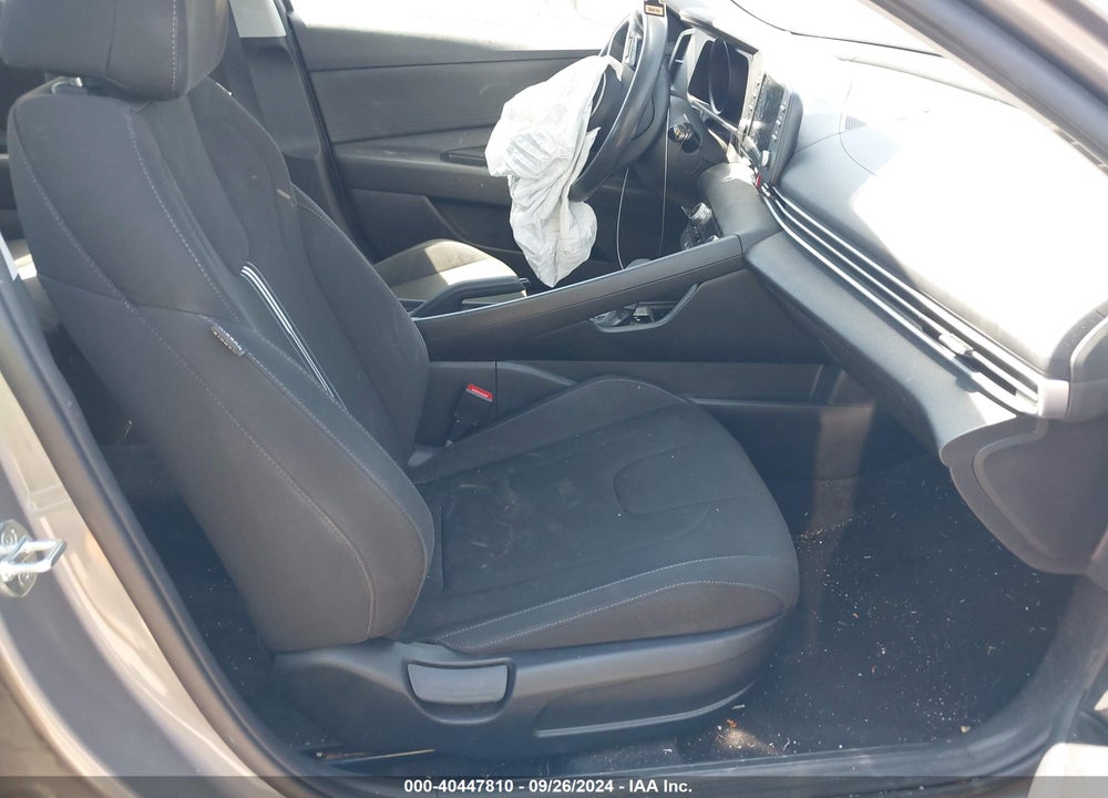 2021 HYUNDAI ELANTRA SEL VIN: KMHLM4AG2MU070193