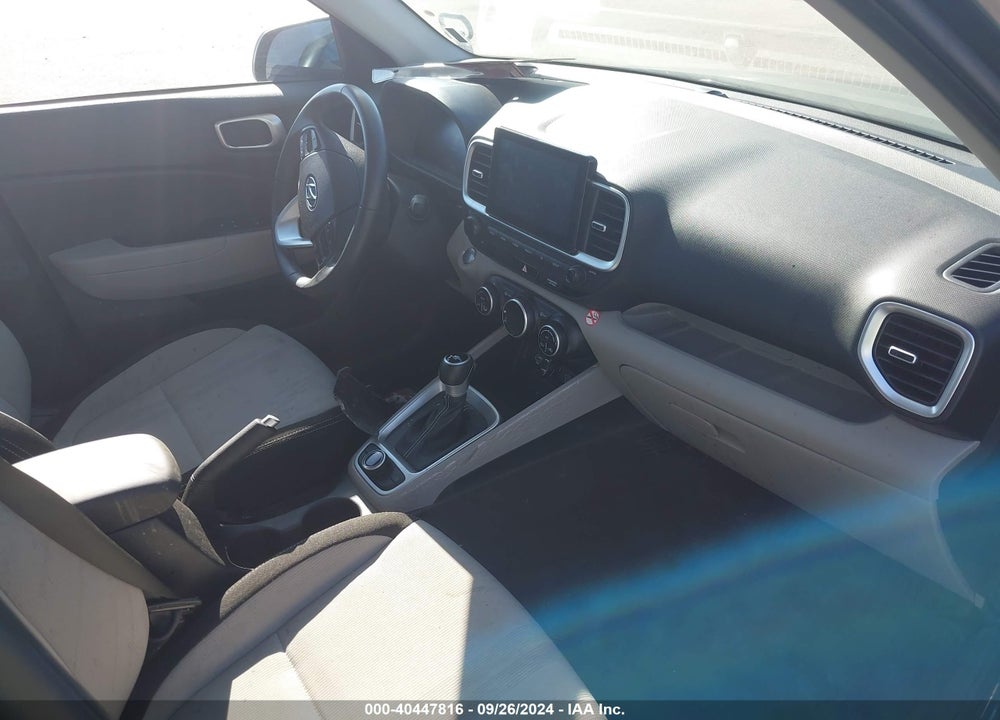 2024 HYUNDAI VENUE SEL VIN: KMHRC8A31RU292149