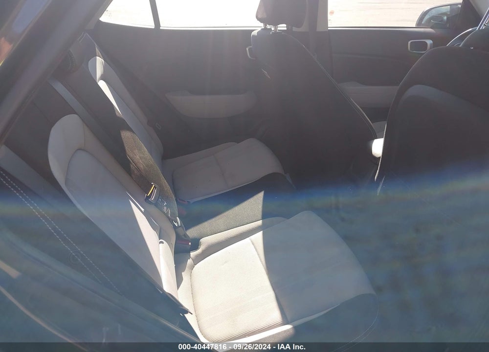 2024 HYUNDAI VENUE SEL VIN: KMHRC8A31RU292149