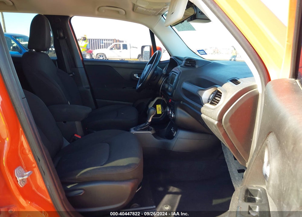 2016 JEEP RENEGADE LATITUDE VIN: ZACCJABT1GPC46759