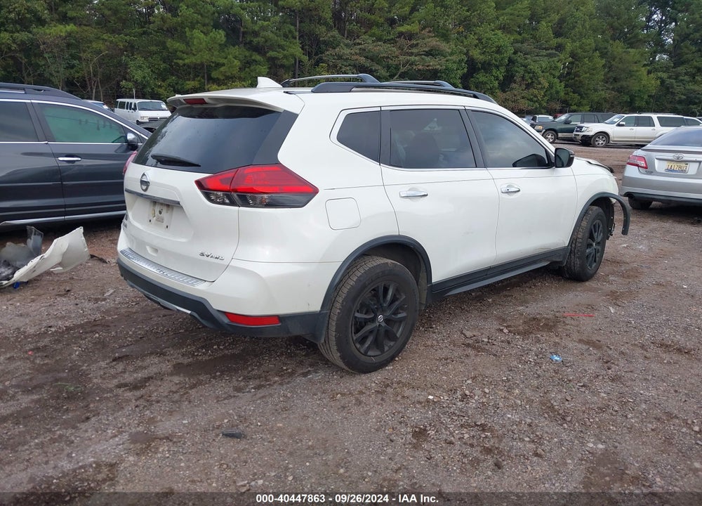 2017 NISSAN ROGUE SV VIN: 5N1AT2MV0HC813065