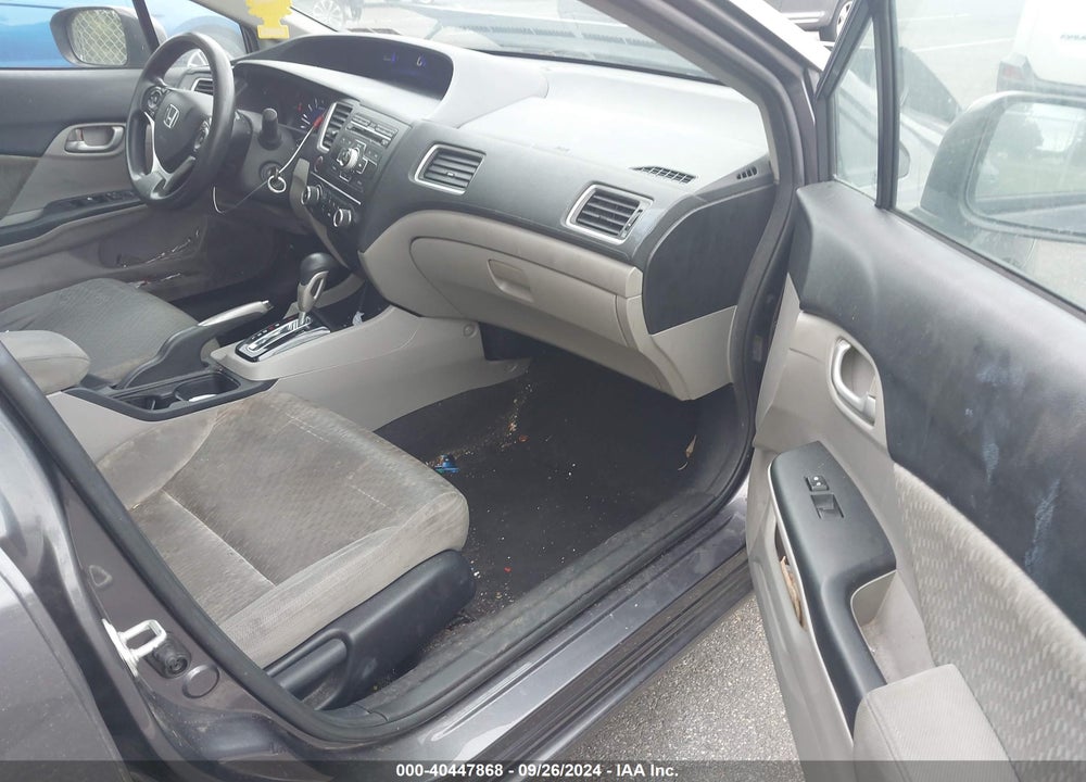 2014 HONDA CIVIC LX VIN: 19XFB2F52EE263317