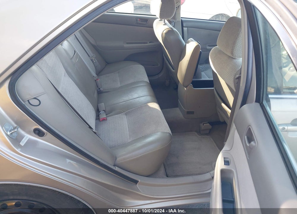 2002 TOYOTA CAMRY LE VIN: JTDBE32K520035873