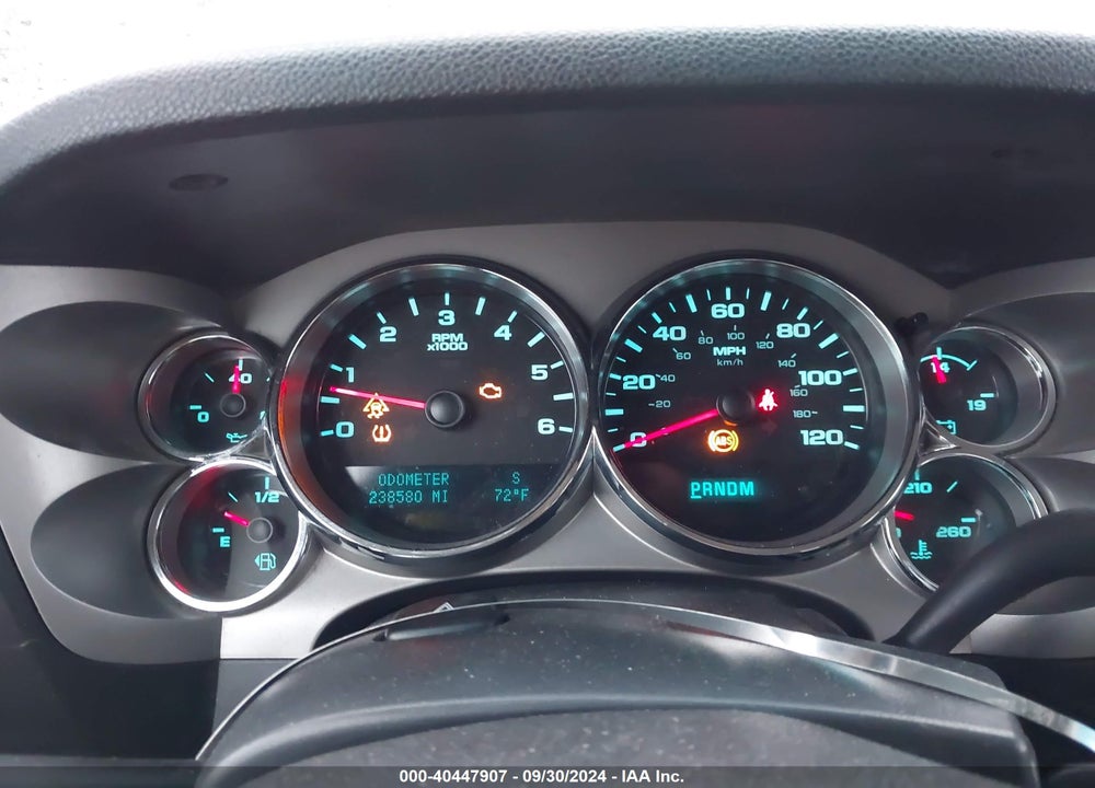2011 CHEVROLET SILVERADO 1500 LT VIN: 3GCPKSE37BG329770