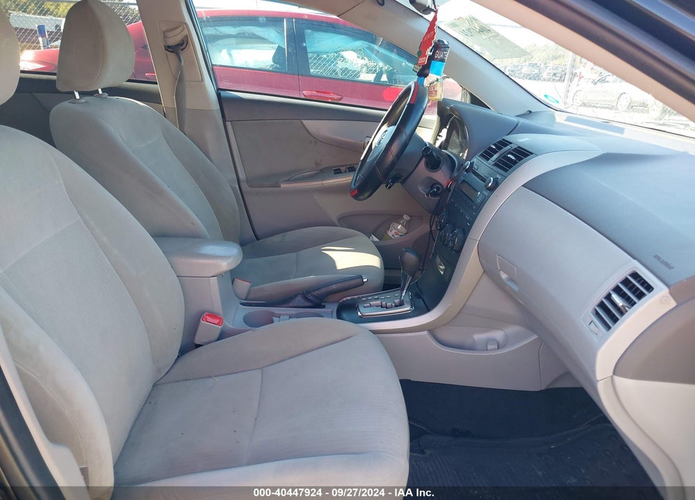 2010 TOYOTA COROLLA LE VIN: 1NXBU4EEXAZ371424