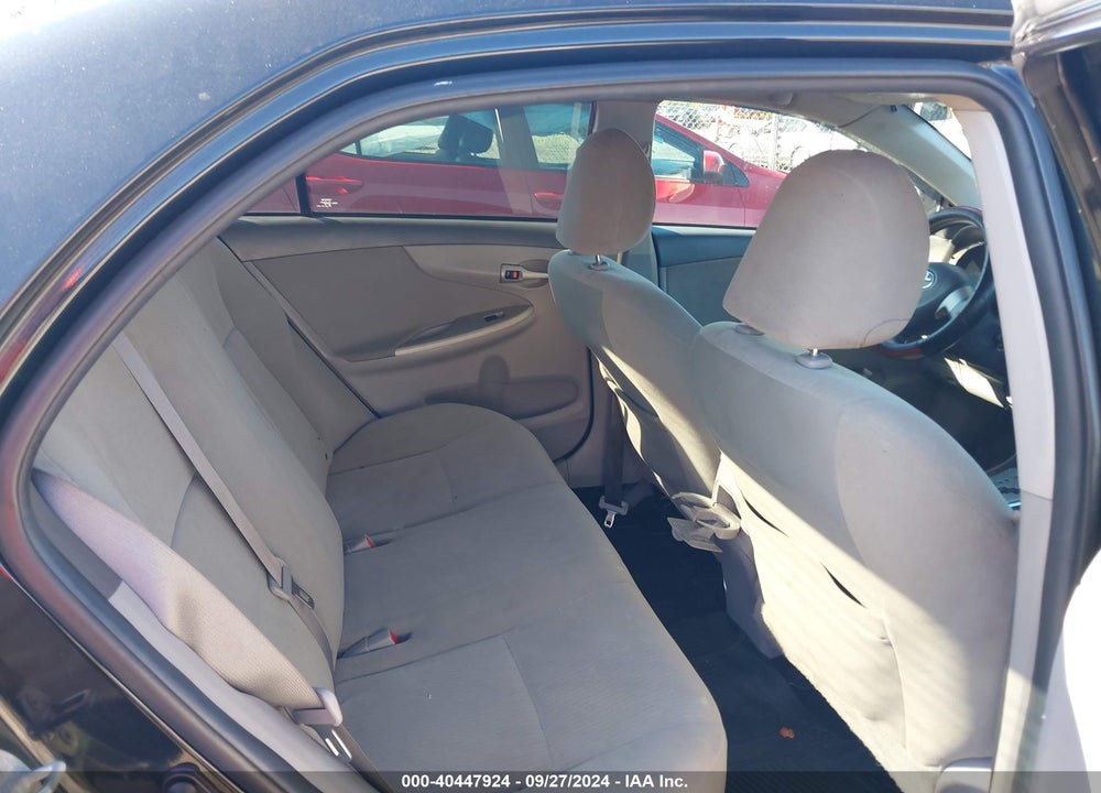 2010 TOYOTA COROLLA LE VIN: 1NXBU4EEXAZ371424