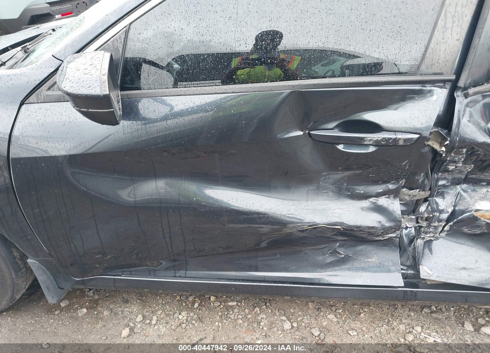 2018 HONDA CIVIC EX VIN: 2HGFC2F70JH504371