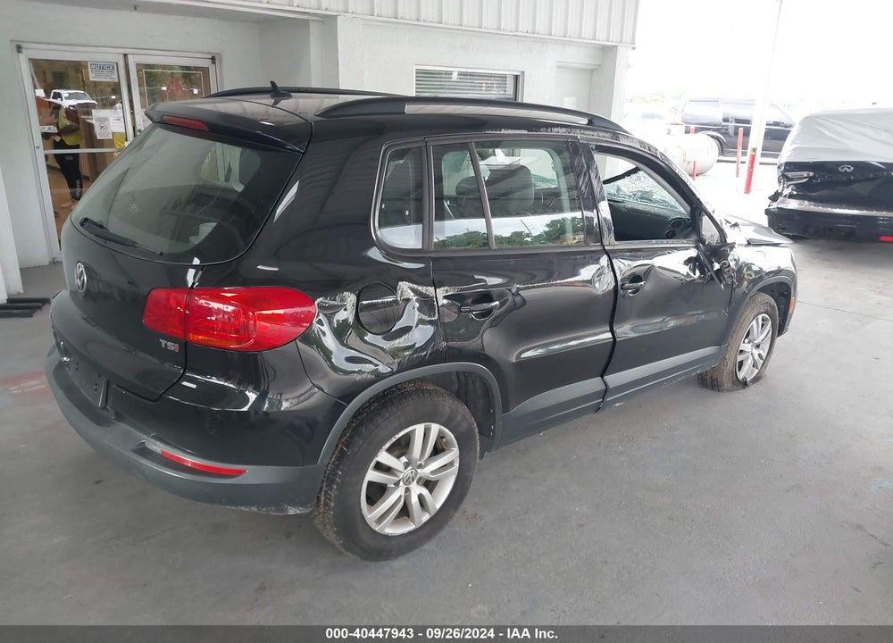 2016 VOLKSWAGEN TIGUAN S VIN: WVGAV7AX3GW583998