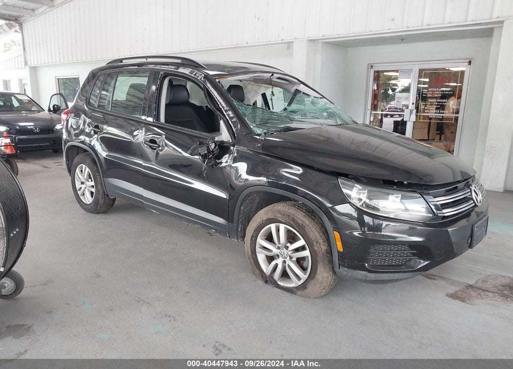 2016 VOLKSWAGEN TIGUAN S VIN: WVGAV7AX3GW583998