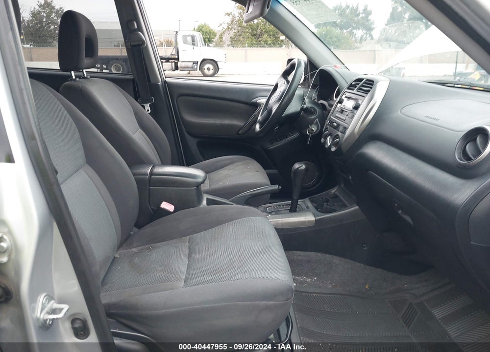 2005 TOYOTA RAV4 VIN: JTEGD20V650067344