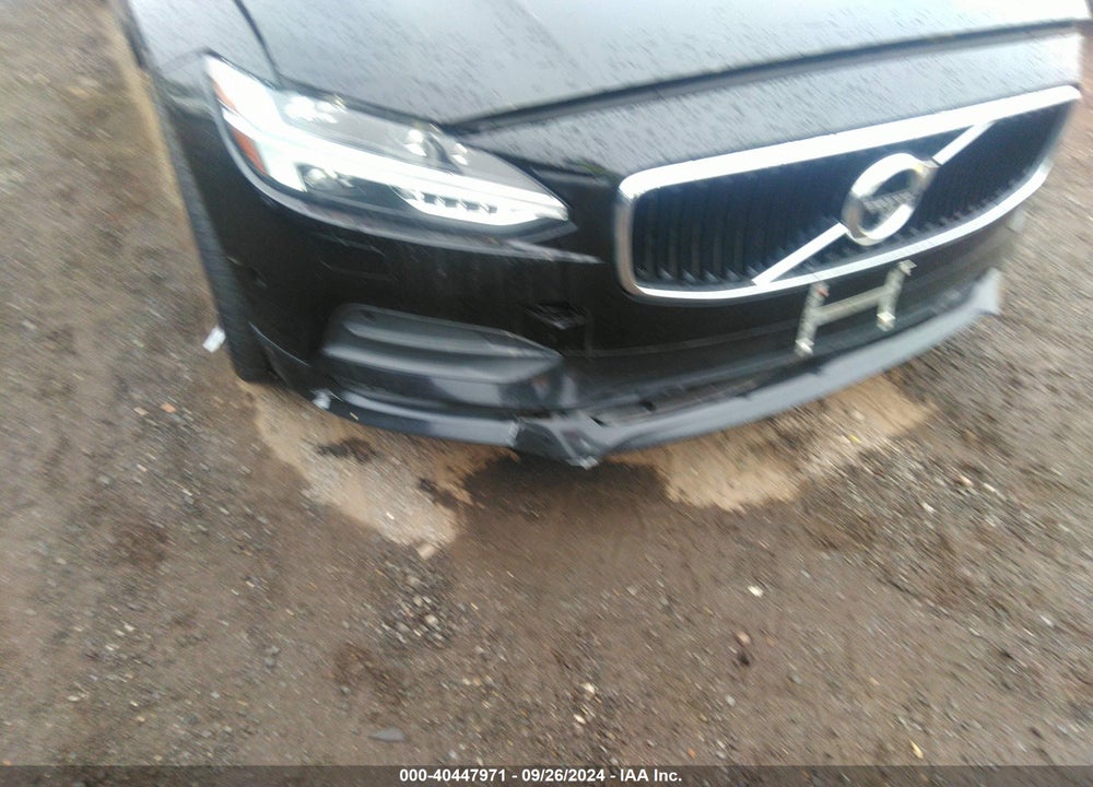 2018 VOLVO S90 T5 MOMENTUM VIN: LVY982MK4JP034838