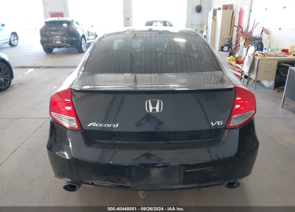 2011 HONDA ACCORD 3.5 EX-L VIN: 1HGCS2B84BA008882