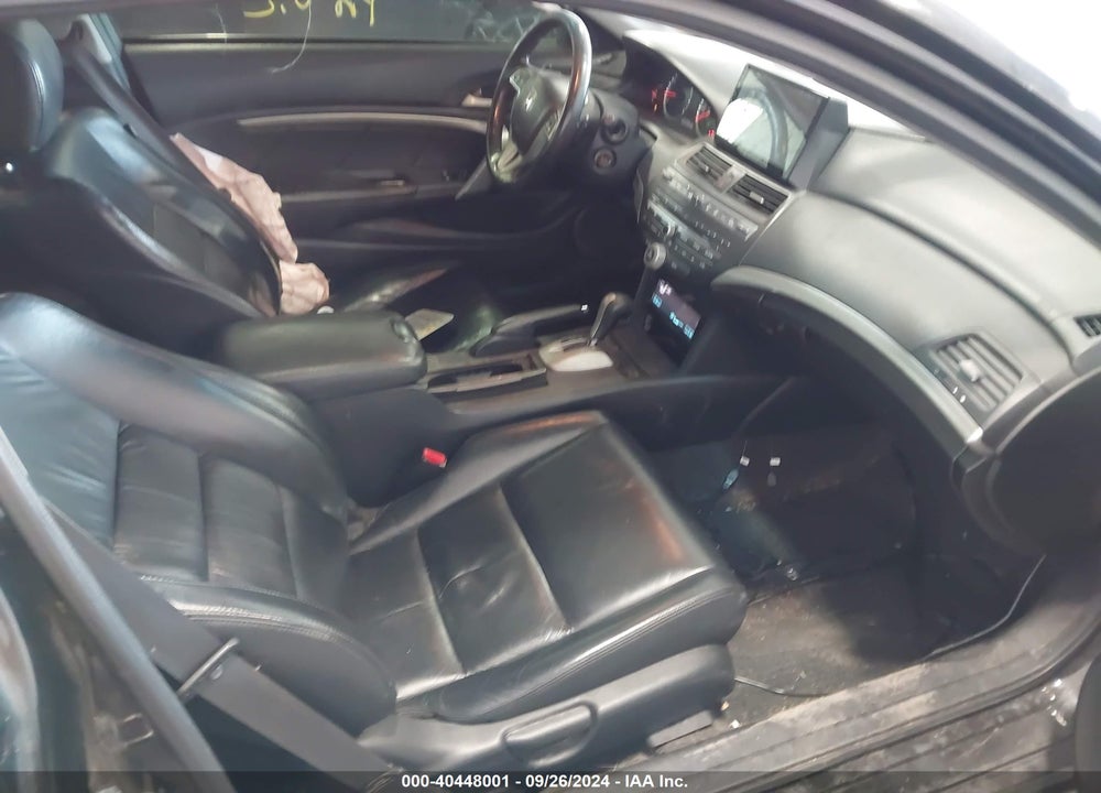 2011 HONDA ACCORD 3.5 EX-L VIN: 1HGCS2B84BA008882