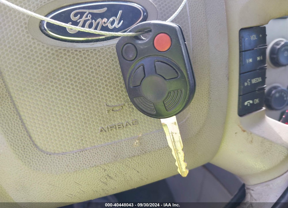 2009 FORD ESCAPE XLT VIN: 1FMCU03G09KA43289