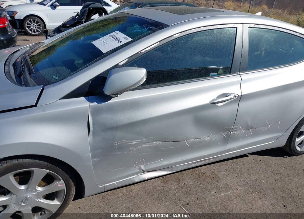 2013 HYUNDAI ELANTRA VIN: KMHDH4AE8DU866387