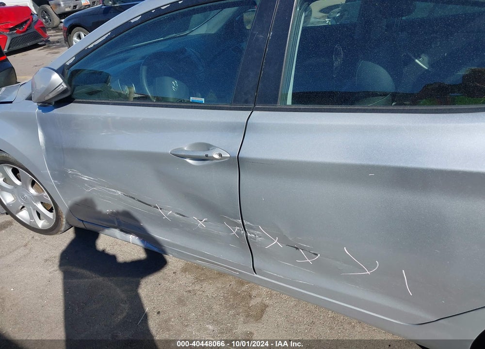2013 HYUNDAI ELANTRA VIN: KMHDH4AE8DU866387