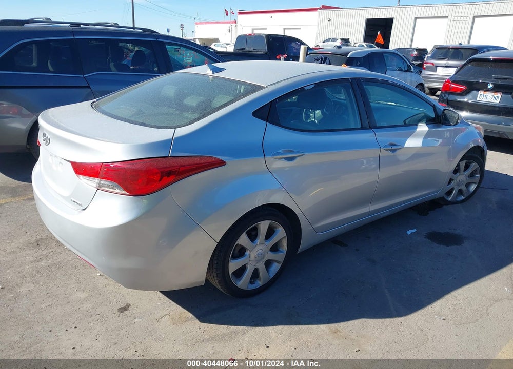 2013 HYUNDAI ELANTRA VIN: KMHDH4AE8DU866387