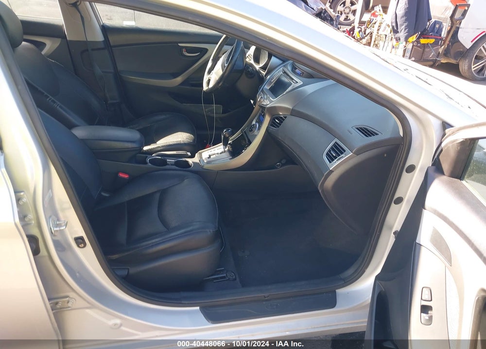 2013 HYUNDAI ELANTRA VIN: KMHDH4AE8DU866387
