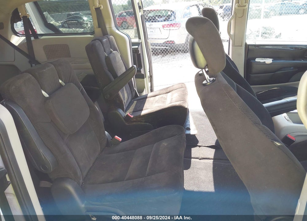 2014 DODGE GRAND CARAVAN SXT VIN: 2C4RDGCG6ER210032