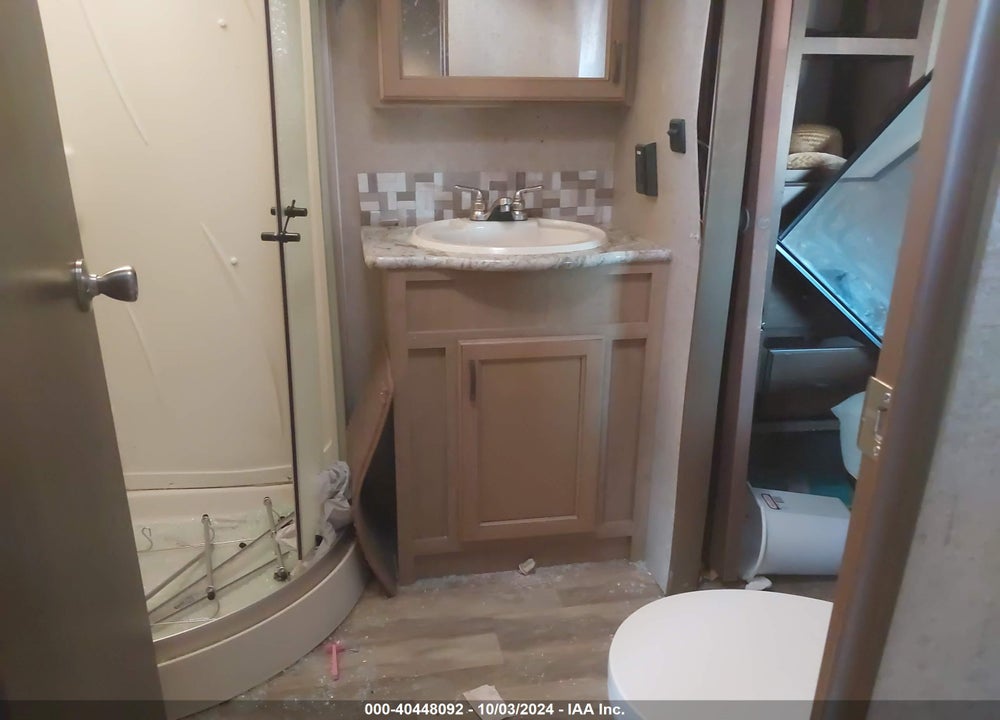 2017 HIGHLAND RIDGE OTHER VIN: 58TFX3323H3029390