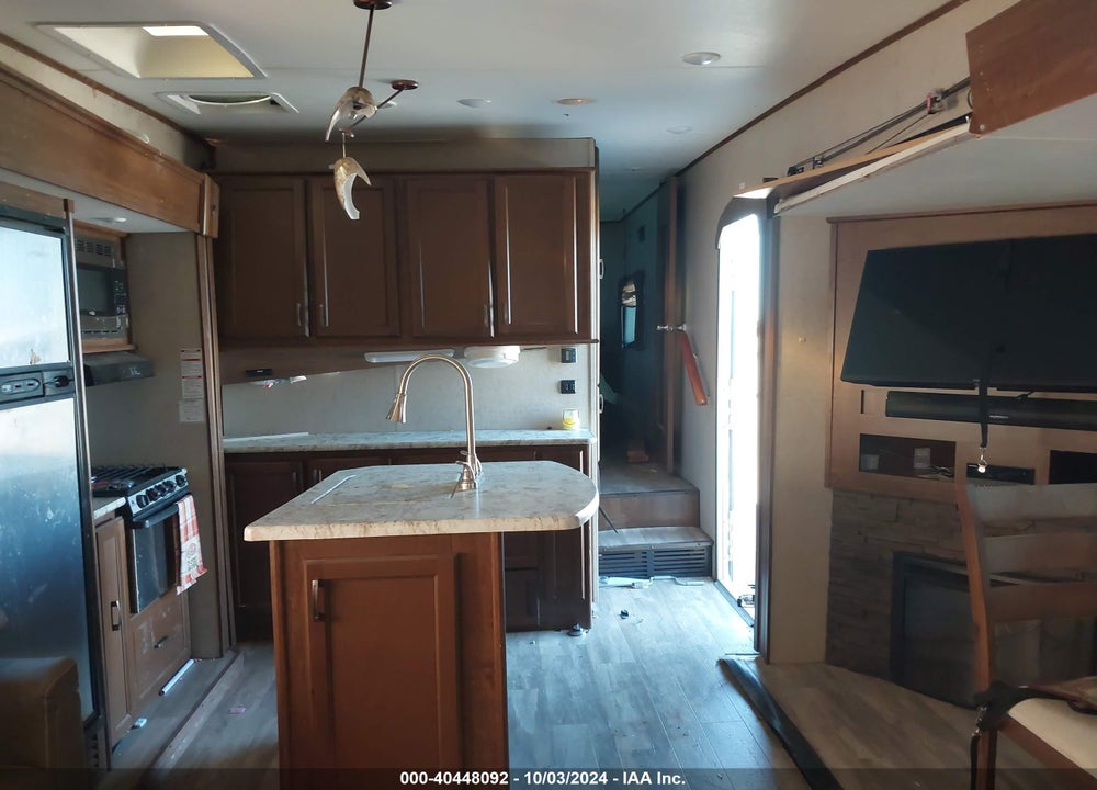 2017 HIGHLAND RIDGE OTHER VIN: 58TFX3323H3029390
