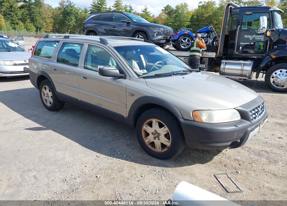 2005 VOLVO XC70 2.5T AWD VIN: YV1SZ592151204320