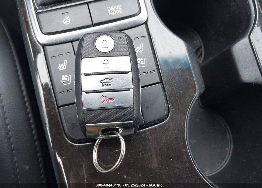 2016 KIA OPTIMA EX VIN: 5XXGU4L3XGG081159