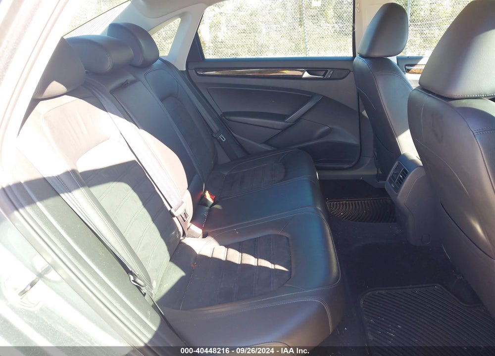 2014 VOLKSWAGEN PASSAT 2.0L TDI SEL PREMIUM VIN: 1VWCN7A39EC049619