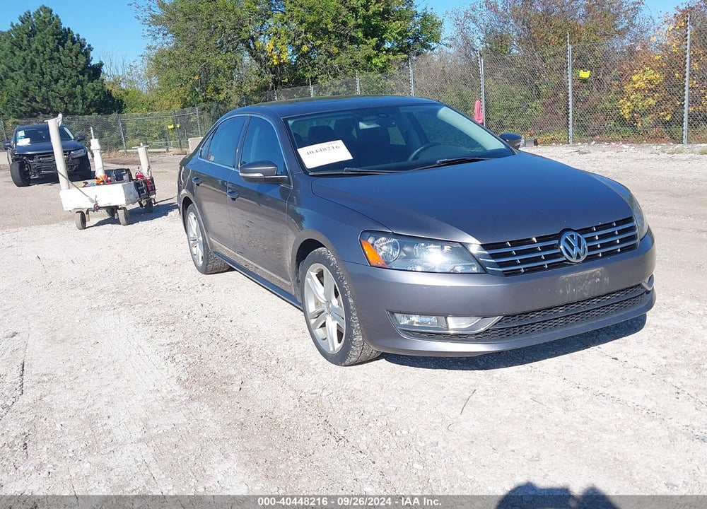 2014 VOLKSWAGEN PASSAT 2.0L TDI SEL PREMIUM VIN: 1VWCN7A39EC049619