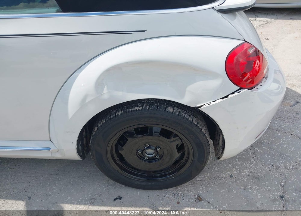 2014 VOLKSWAGEN BEETLE 2.5L VIN: 3VW5X7AT9EM803166