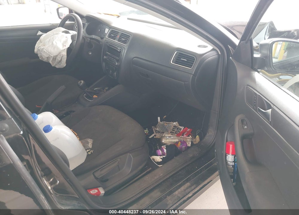 2012 VOLKSWAGEN JETTA 2.0L S VIN: 3VW1K7AJ7CM428029