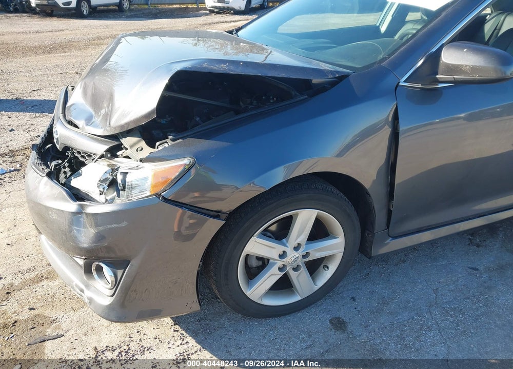 2014 TOYOTA CAMRY SE VIN: 4T1BF1FK7EU337864