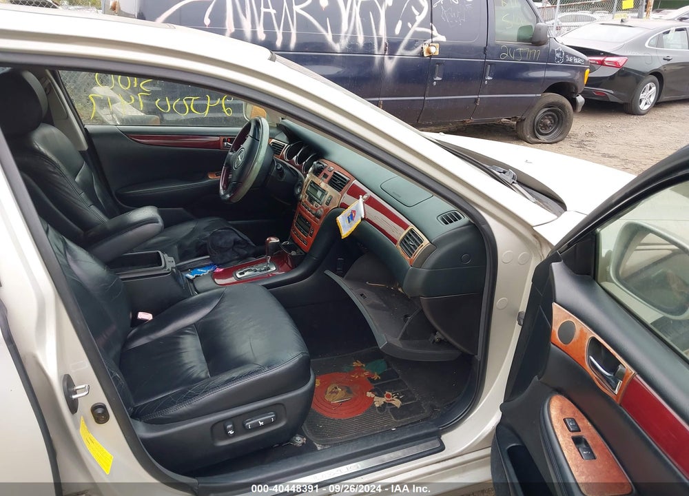 2004 LEXUS ES 330 VIN: JTHBA30G740017273