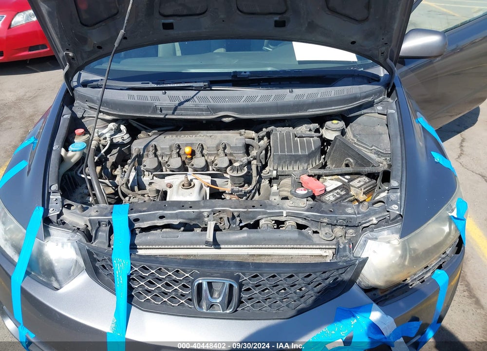 2010 HONDA CIVIC LX VIN: 2HGFG1B61AH528089