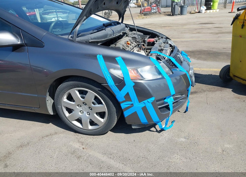 2010 HONDA CIVIC LX VIN: 2HGFG1B61AH528089