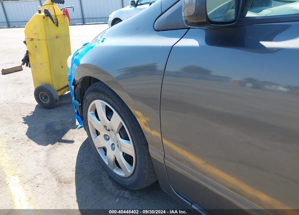 2010 HONDA CIVIC LX VIN: 2HGFG1B61AH528089
