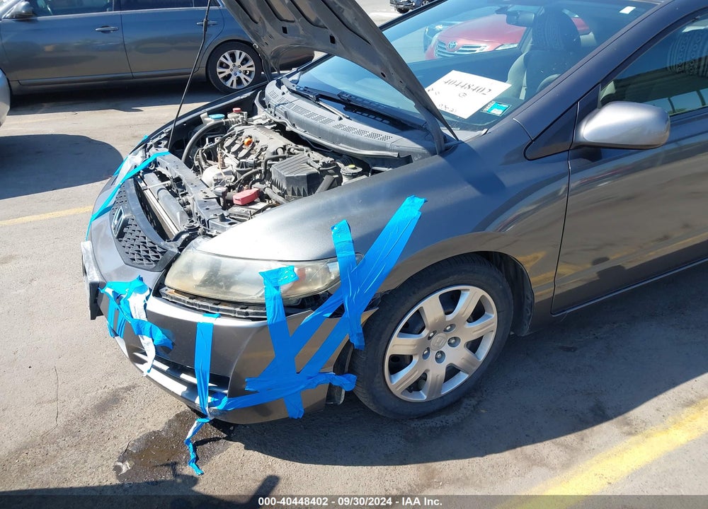 2010 HONDA CIVIC LX VIN: 2HGFG1B61AH528089