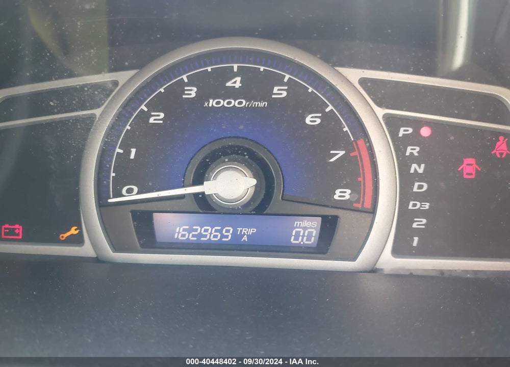 2010 HONDA CIVIC LX VIN: 2HGFG1B61AH528089